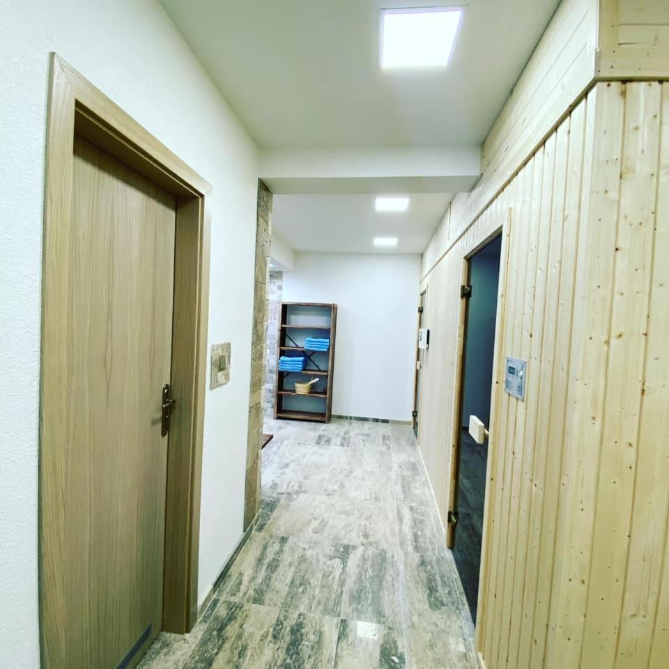 D Villa Minerałni Bani Zewnętrze zdjęcie