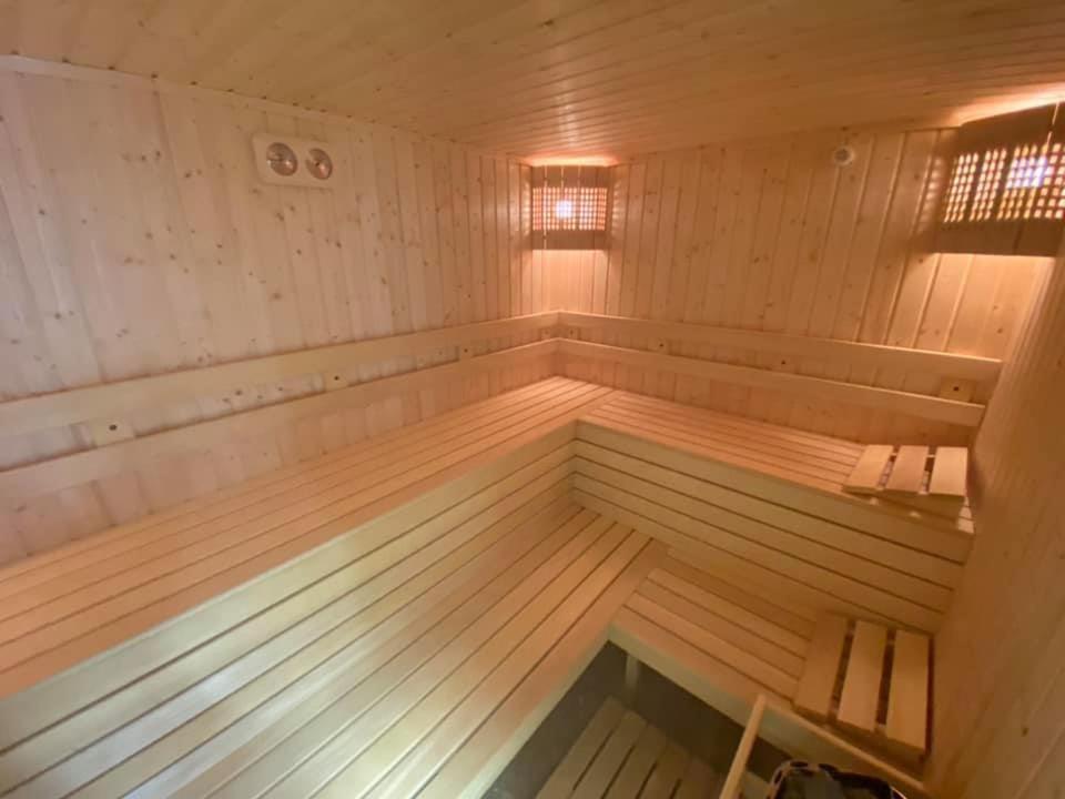 D Villa Minerałni Bani Zewnętrze zdjęcie